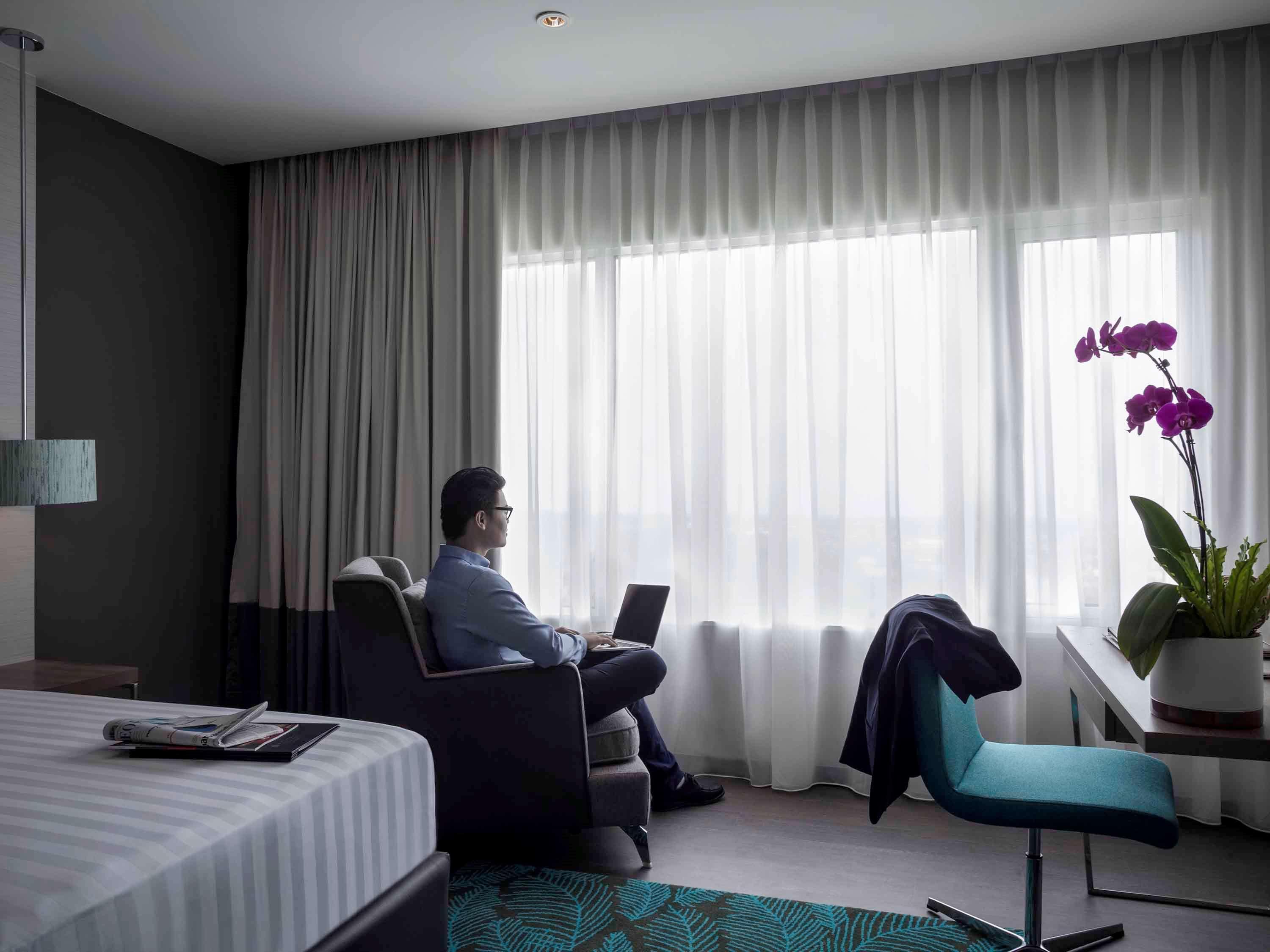 พูลแมน มิริ วอเตอร์ฟรอนต์ Hotel มีรี ภายนอก รูปภาพ A room at the hotel