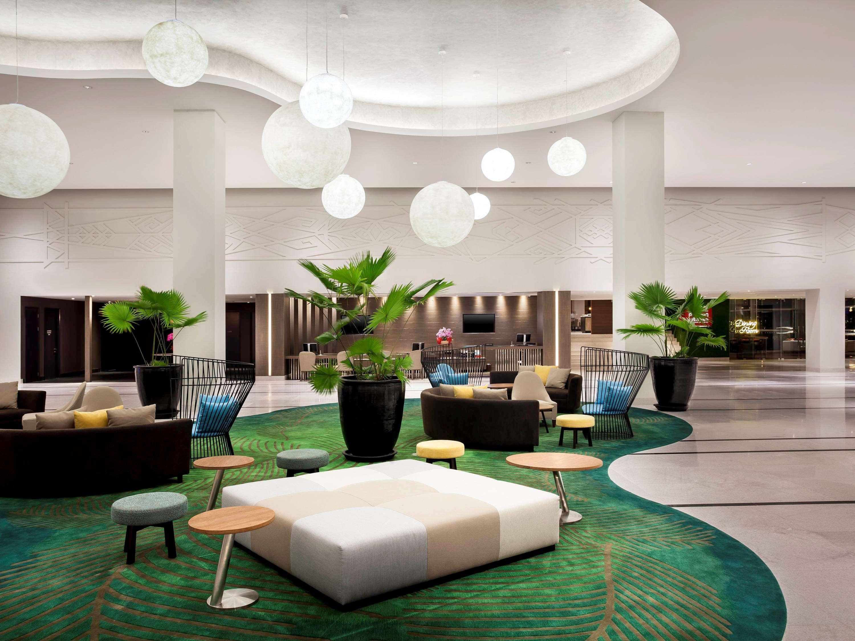 พูลแมน มิริ วอเตอร์ฟรอนต์ Hotel มีรี ภายนอก รูปภาพ Lobby
